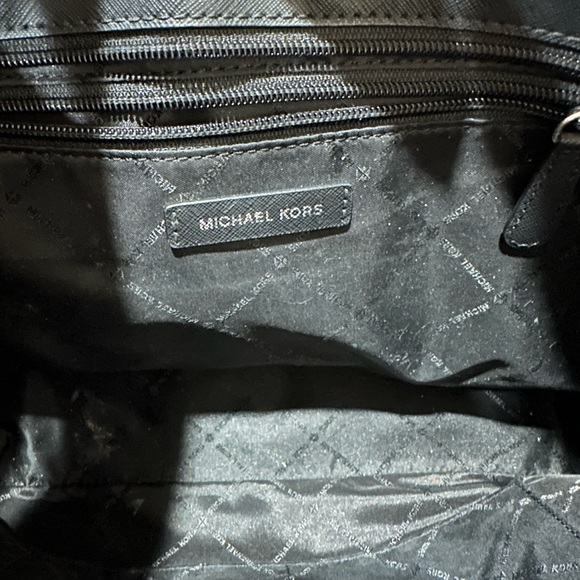 Michael Kors purse - Picture 3 of 3